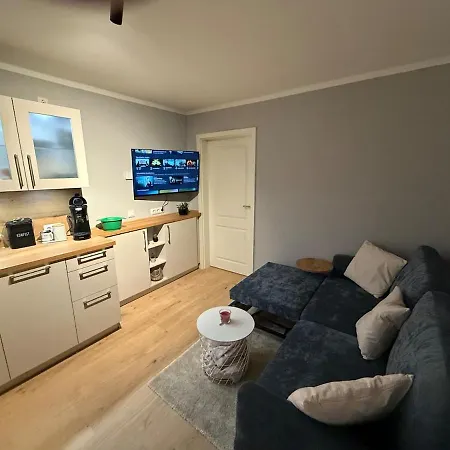 Cozy, Small For Two Apartment *